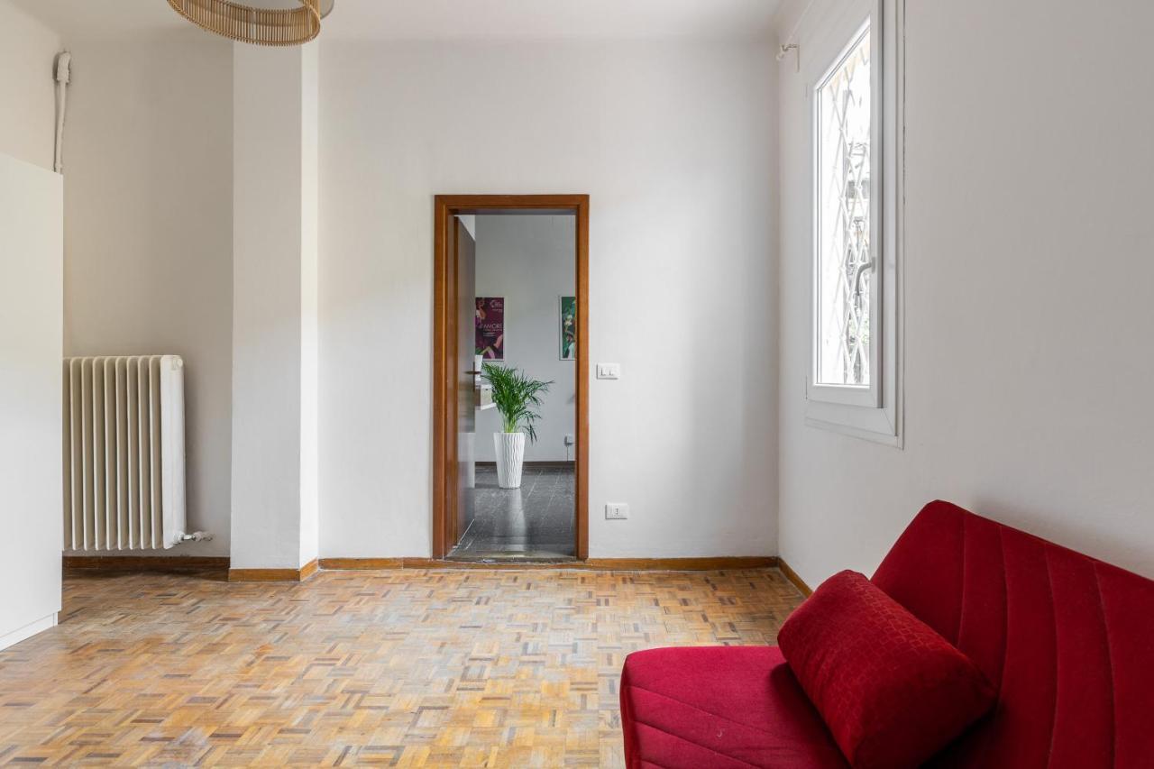 Alessandrini Apartment Alla Finestrella By Wonderful Italy Bologna Exterior foto